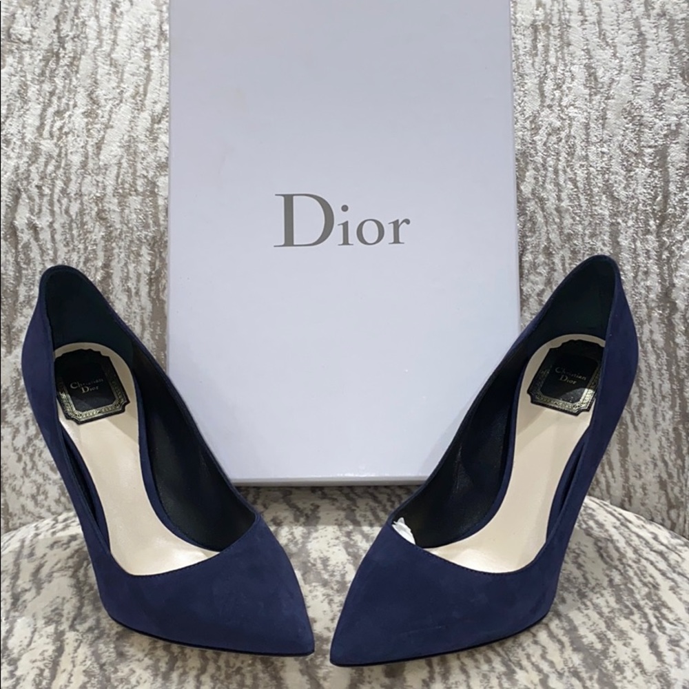 Dior pumps🥰HOST PiCK - Picture 2 of 5